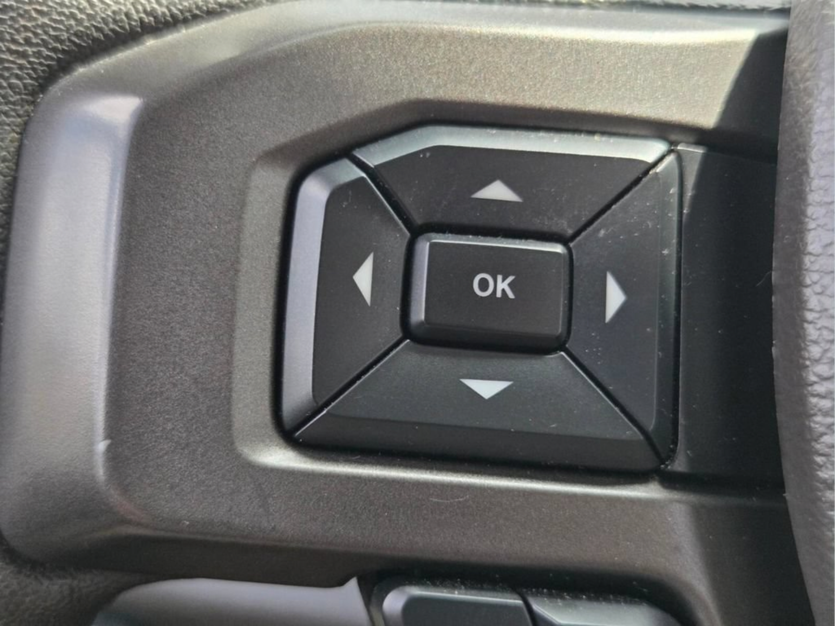 Used 2019 Ford Expedition XLT w/ Equipment Group 202A RWD image 36