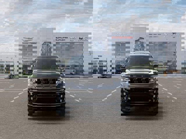 New 2026 Jeep Grand Cherokee L Summit w/ Obsidian Package AWD/4WD image 6