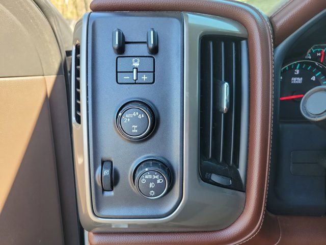 Used 2017 Chevrolet Silverado 1500 High Country AWD/4WD image 19