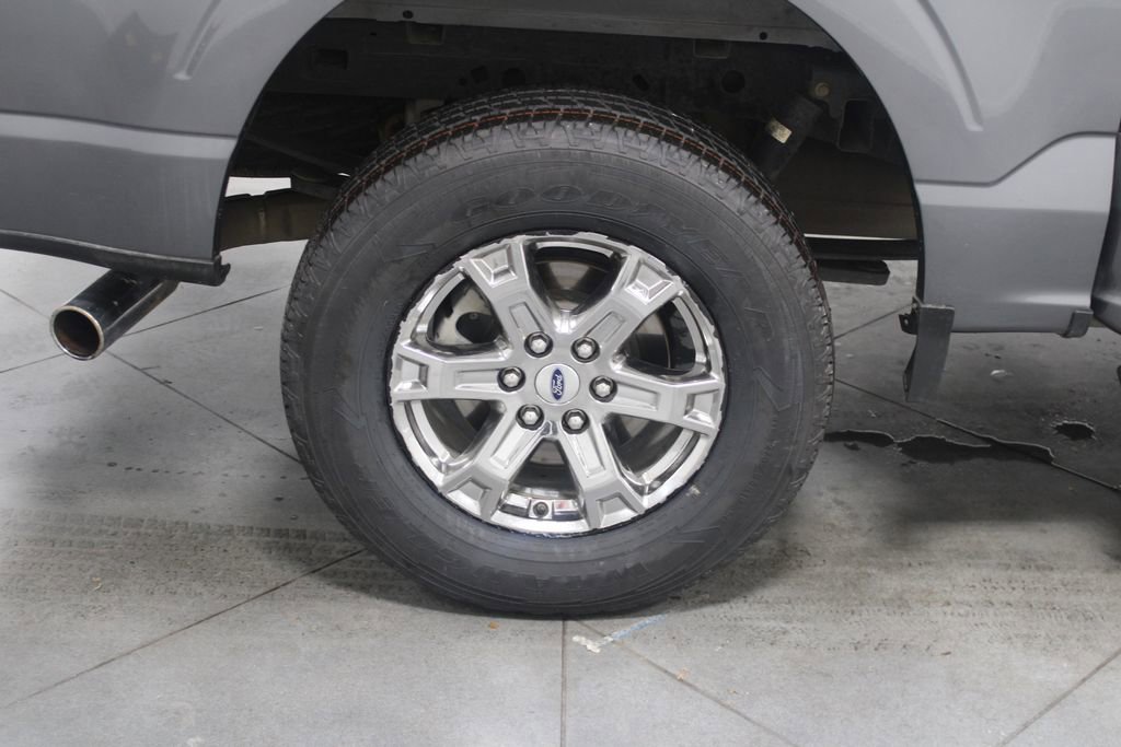 Used 2021 Ford F150 XLT w/ Equipment Group 302A High image 16