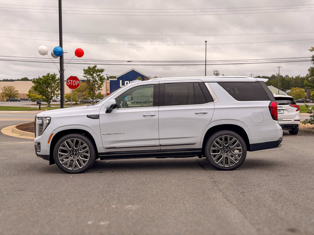 New 2027 GMC Yukon Denali Ultimate AWD/4WD image 4