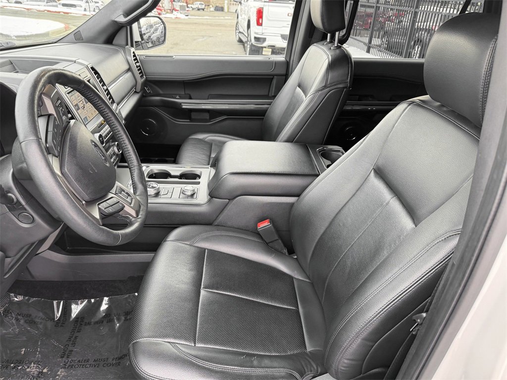 Used 2019 Ford Expedition XLT w/ Equipment Group 202A image 15