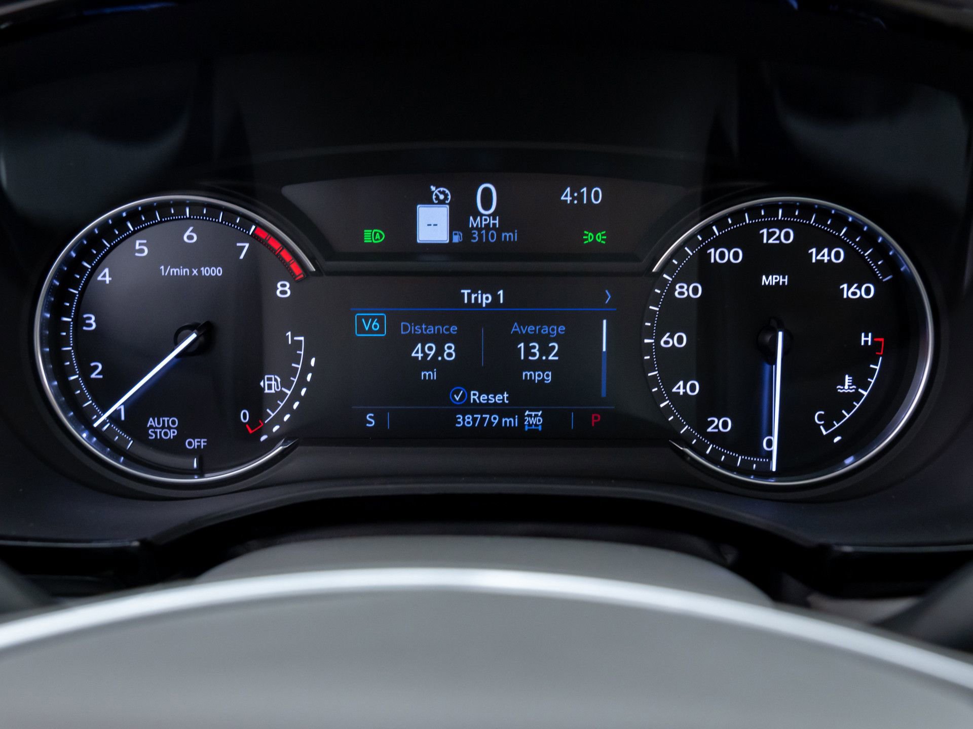 Certified 2022 Cadillac XT5 Premium Luxury w/ LPO, Floor Liner Package image 23