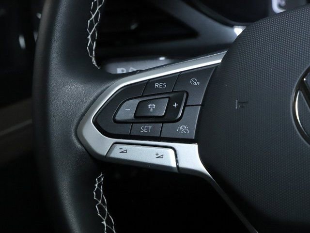 Used 2023 Volkswagen Taos SEL AWD/4WD image 23