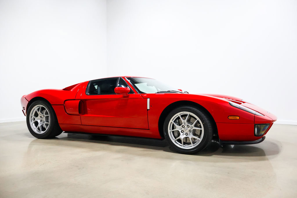Used 2005 Ford GT image 62