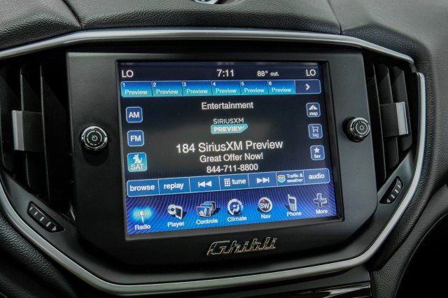 Used 2016 Maserati Ghibli RWD image 30