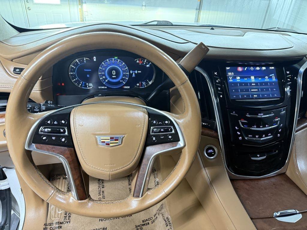 Used 2016 Cadillac Escalade ESV Platinum image 15