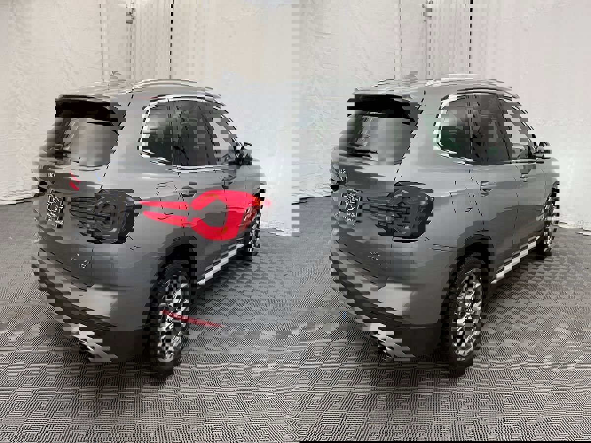Used 2024 BMW X3 xDrive30i image 5