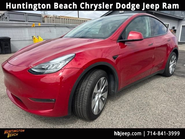 Used 2022 Tesla Model Y Long Range AWD/4WD image 1