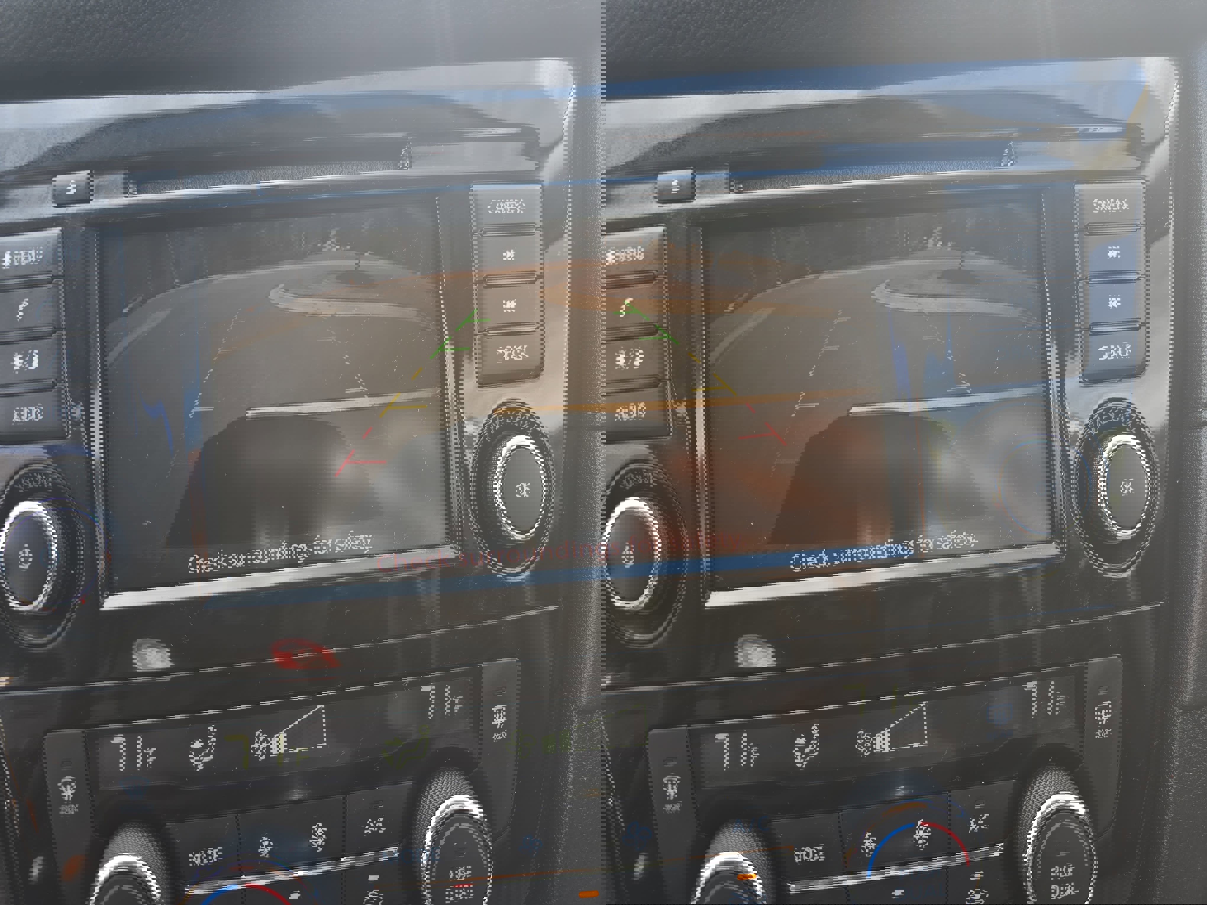 Used 2018 Nissan Rogue SV image 24