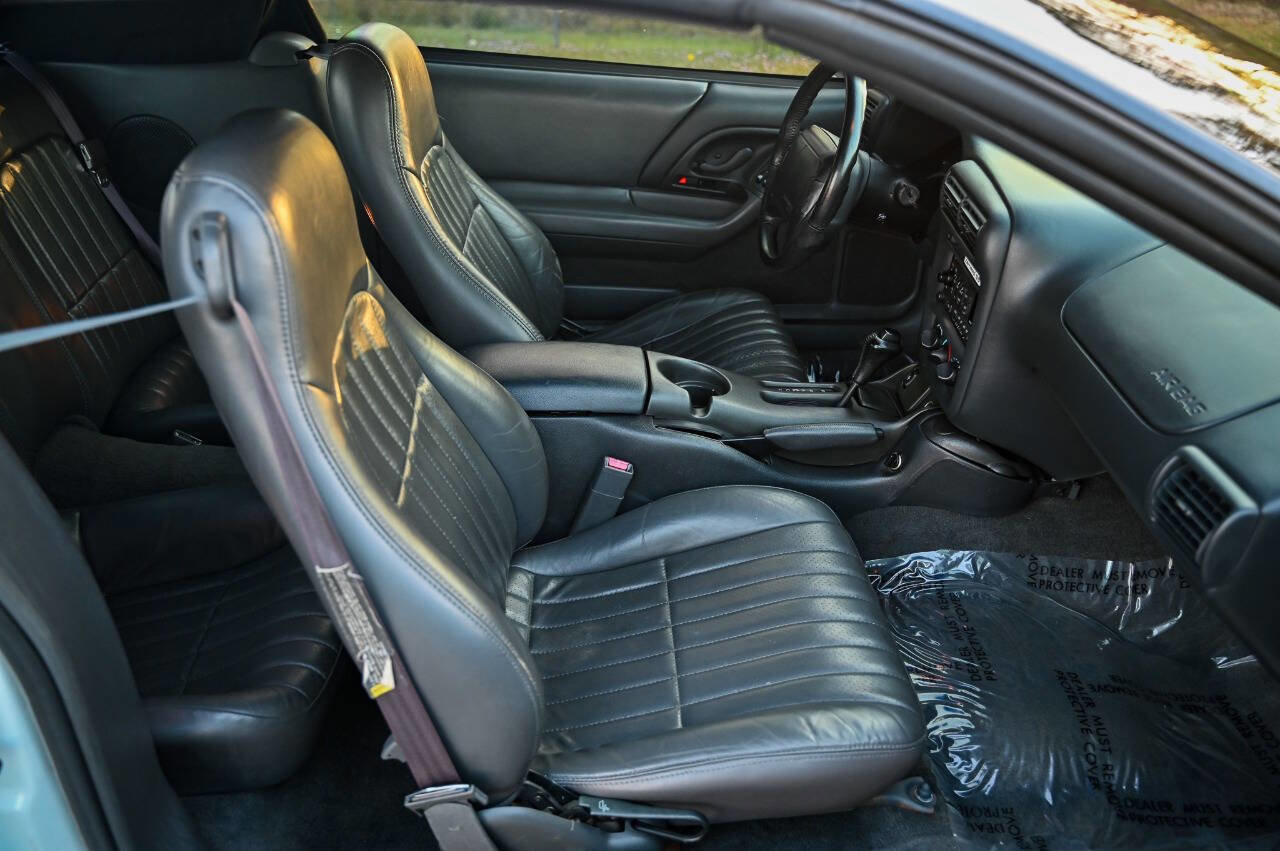 Used 1997 Chevrolet Camaro Z28 image 98