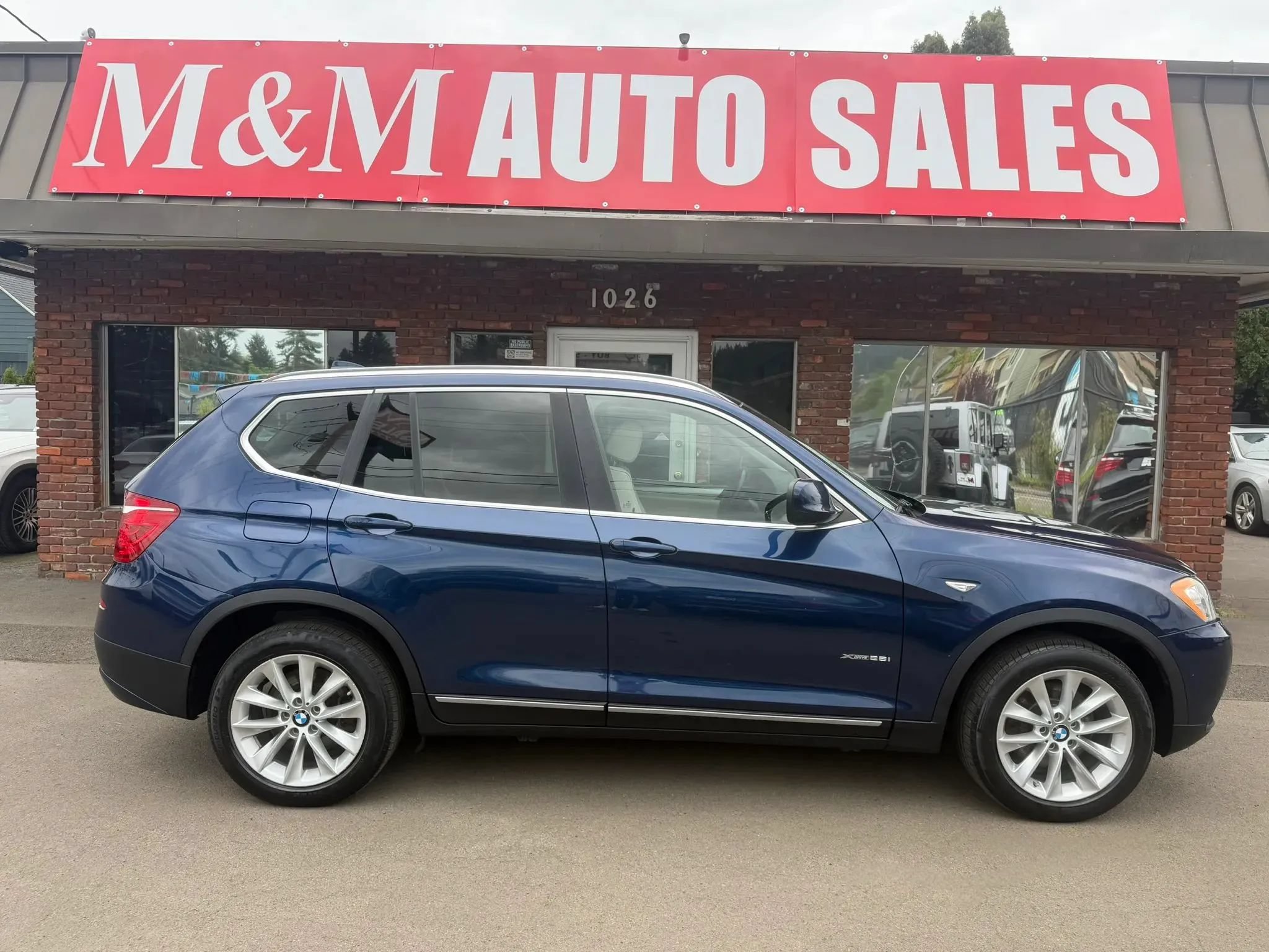 Used 2014 BMW X3 xDrive28i AWD/4WD image 2