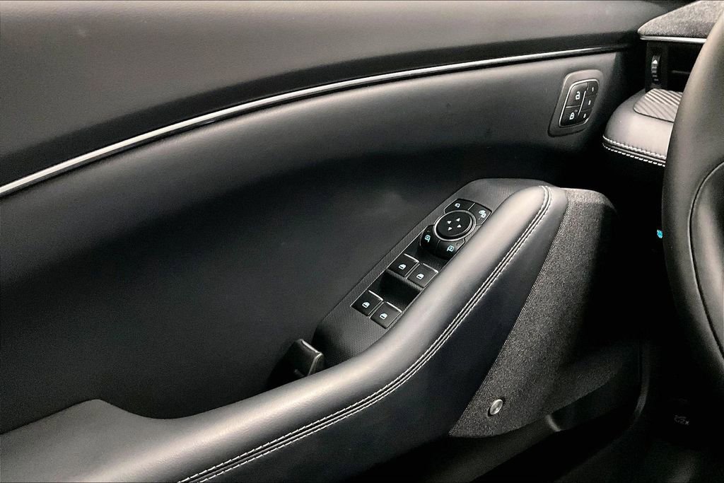 Used 2025 Ford Mustang Mach-E Premium image 36