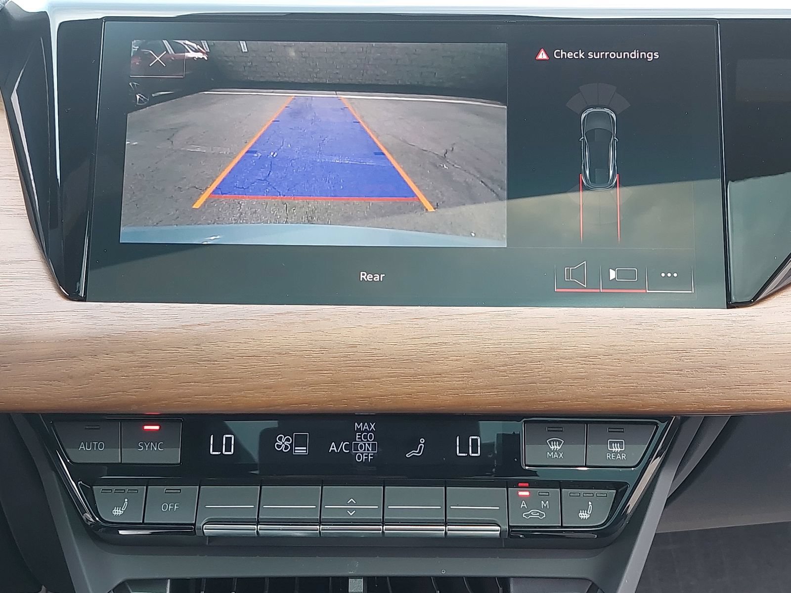 Certified 2023 Audi e-tron GT Premium Plus AWD/4WD image 26