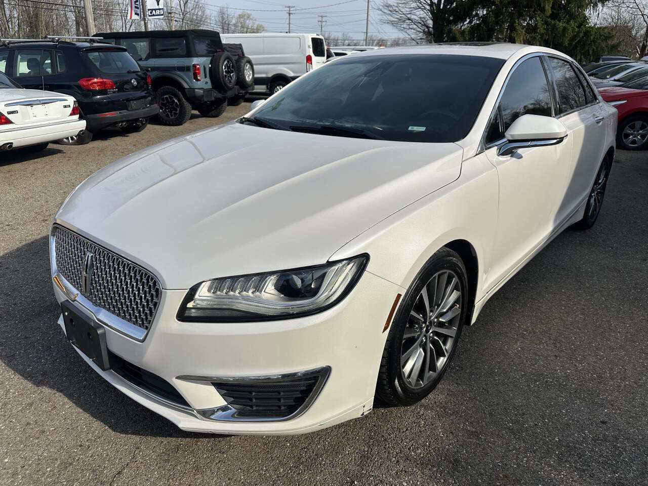 Used 2017 Lincoln MKZ Select w/ Select Plus Package AWD/4WD image 2