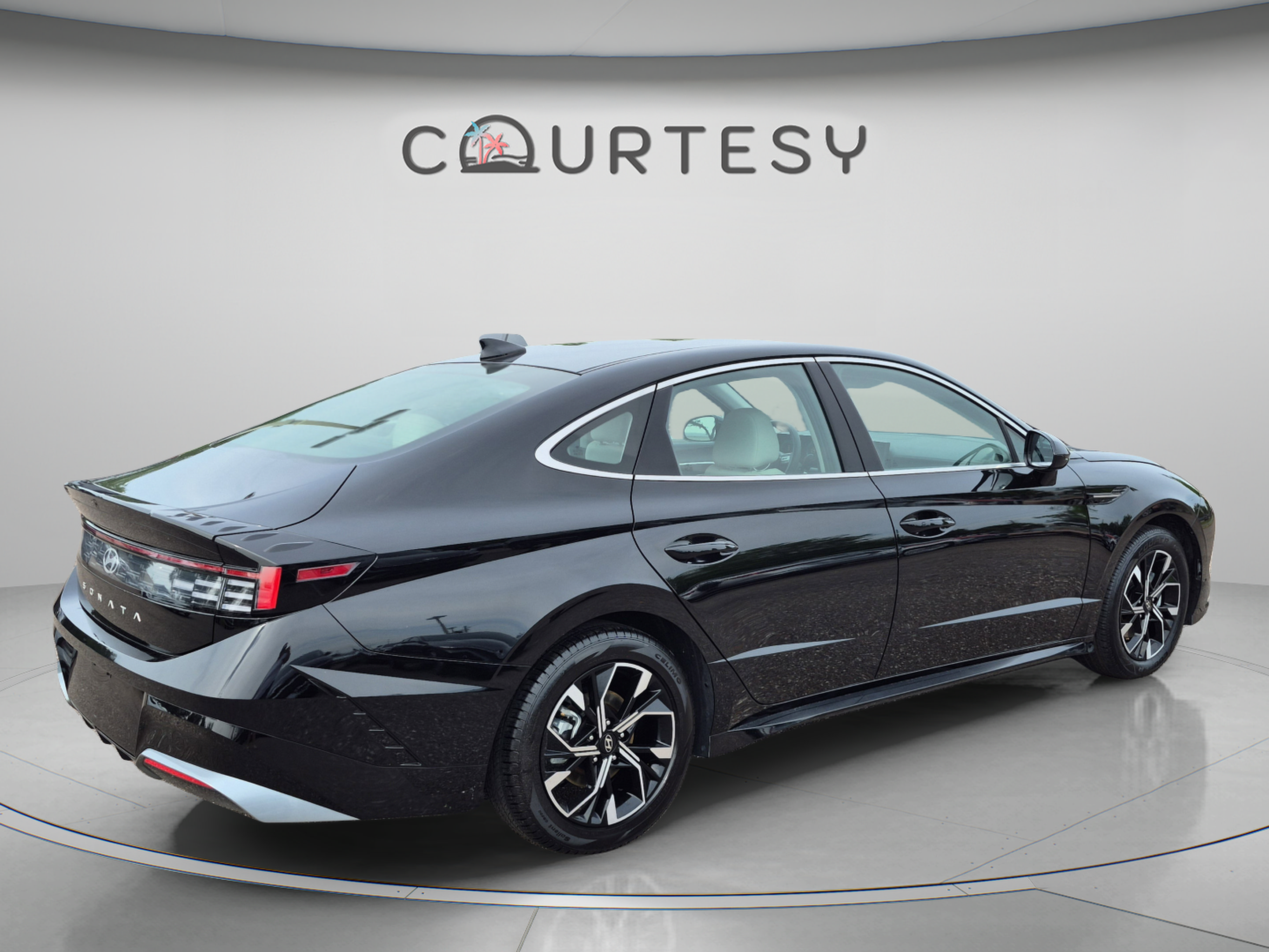 Certified 2025 Hyundai Sonata SEL FWD image 5