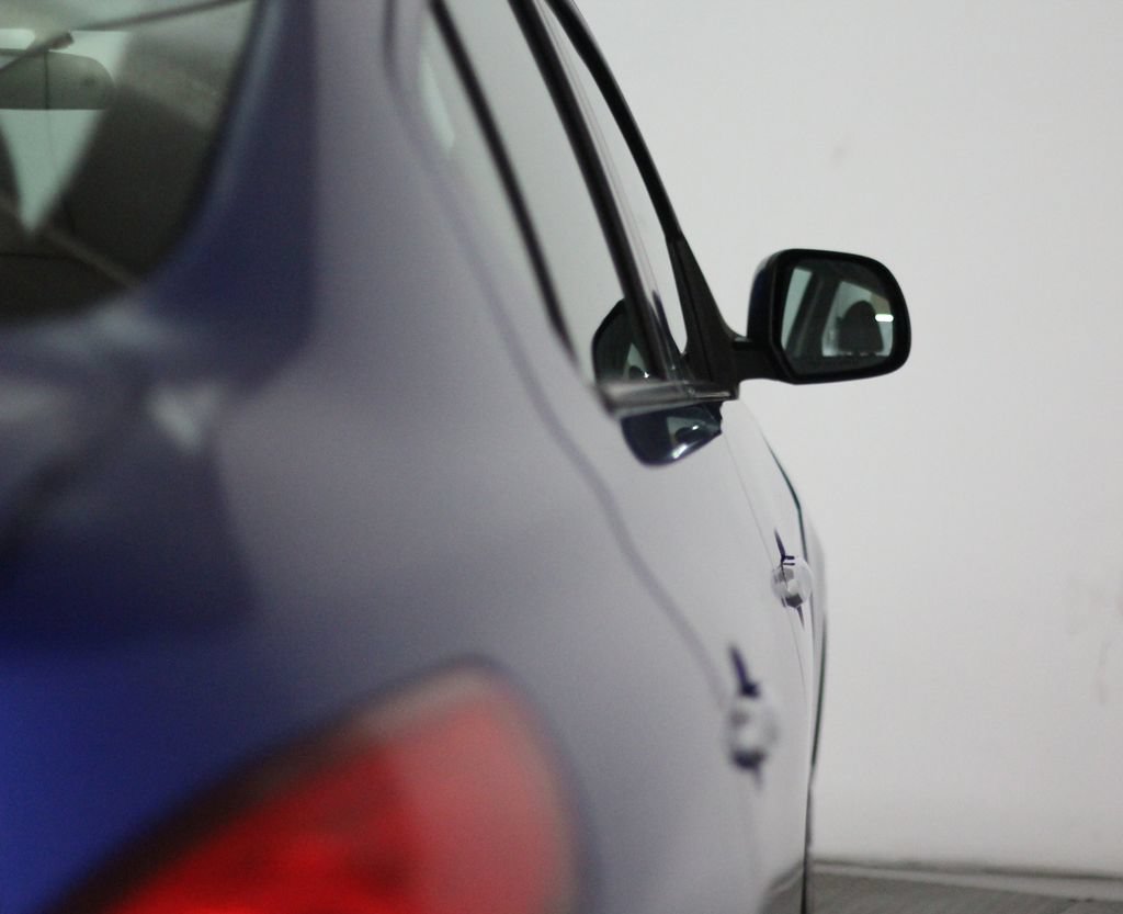 Used 2013 Nissan Versa SV w/ Convenience Pkg FWD image 49