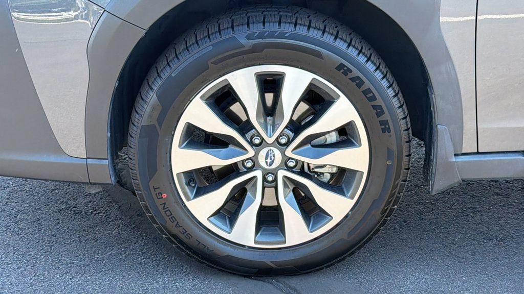 Used 2024 Subaru Outback Limited w/ Popular Package #2 AWD/4WD image 9