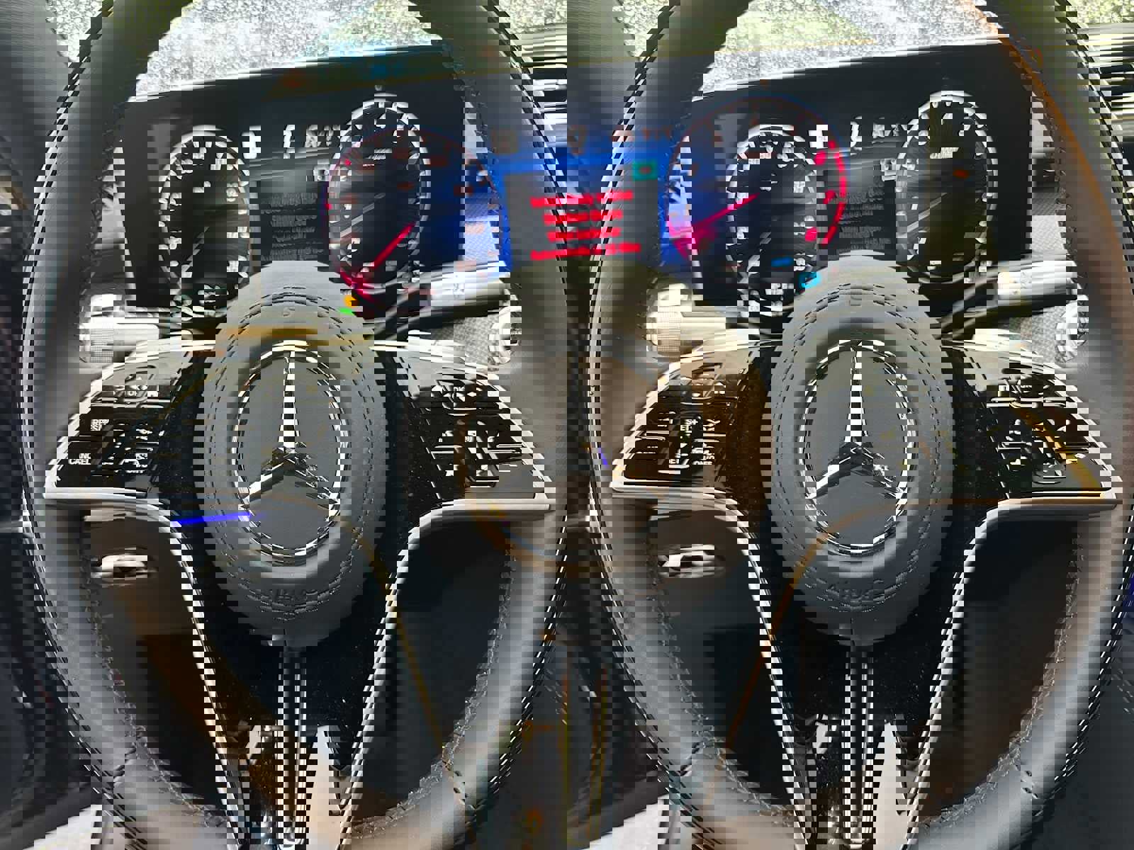 Used 2024 Mercedes-Benz S 500 4MATIC image 21