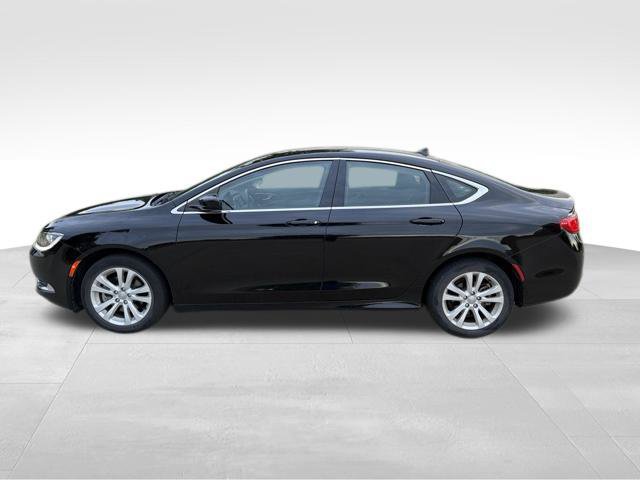 Used 2016 Chrysler 200 Limited w/ Anniversary Edition FWD image 7