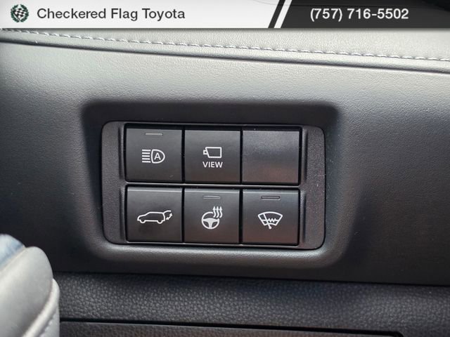 Used 2022 Toyota Highlander Platinum image 12