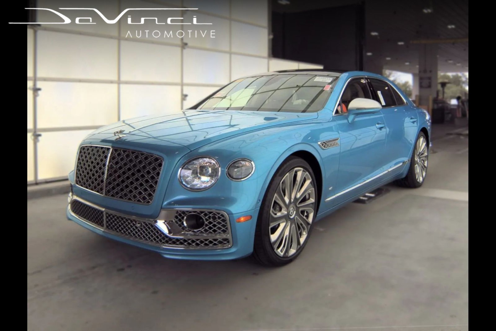 Used 2022 Bentley Flying Spur V8 AWD/4WD image 1