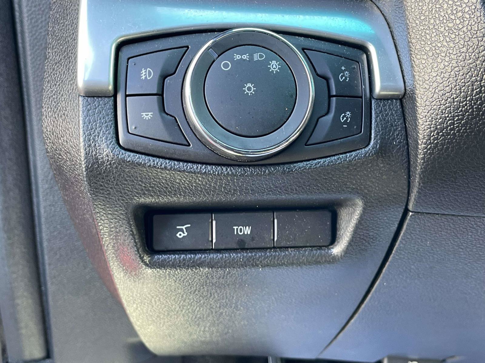 Used 2017 Ford Explorer Sport w/ Equipment Group 401A AWD/4WD image 22