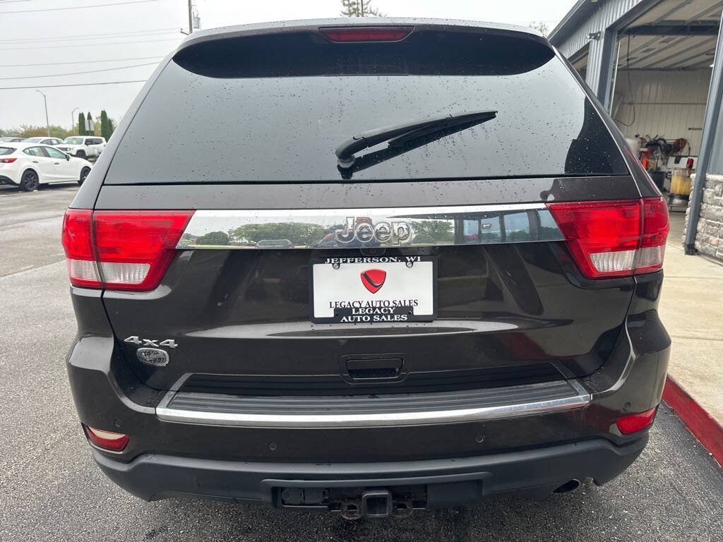 Used 2011 Jeep Grand Cherokee Overland Summit AWD/4WD image 4