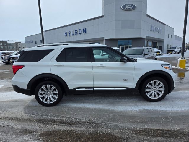 Used 2021 Ford Explorer King Ranch w/ Premium Technology Package AWD/4WD image 8
