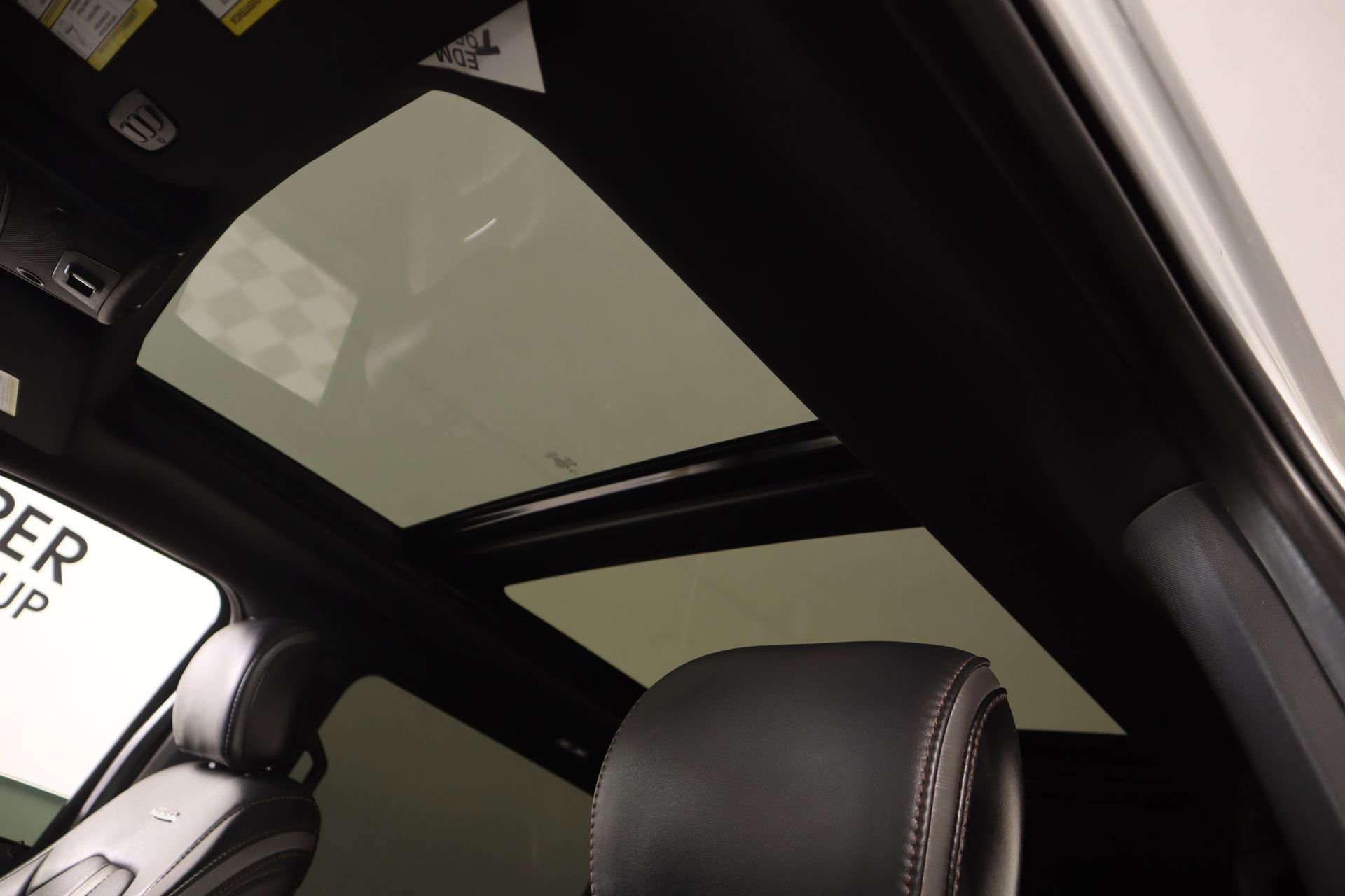 Used 2019 Ford F150 Platinum w/ Equipment Group 701A Luxury image 16