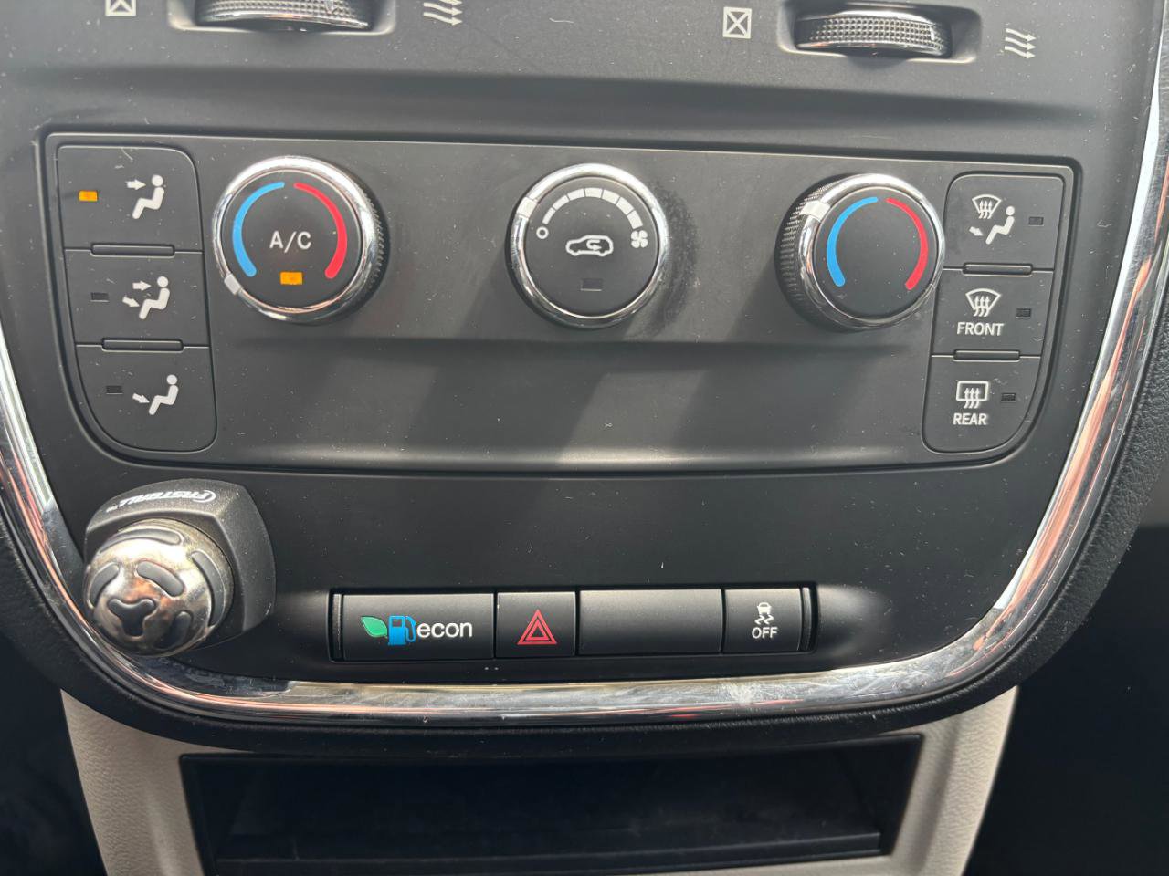 Used 2012 Dodge Grand Caravan American Value Package FWD image 14