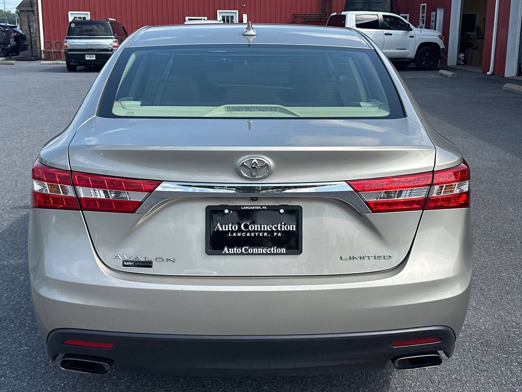 Used 2013 Toyota Avalon Limited FWD image 8