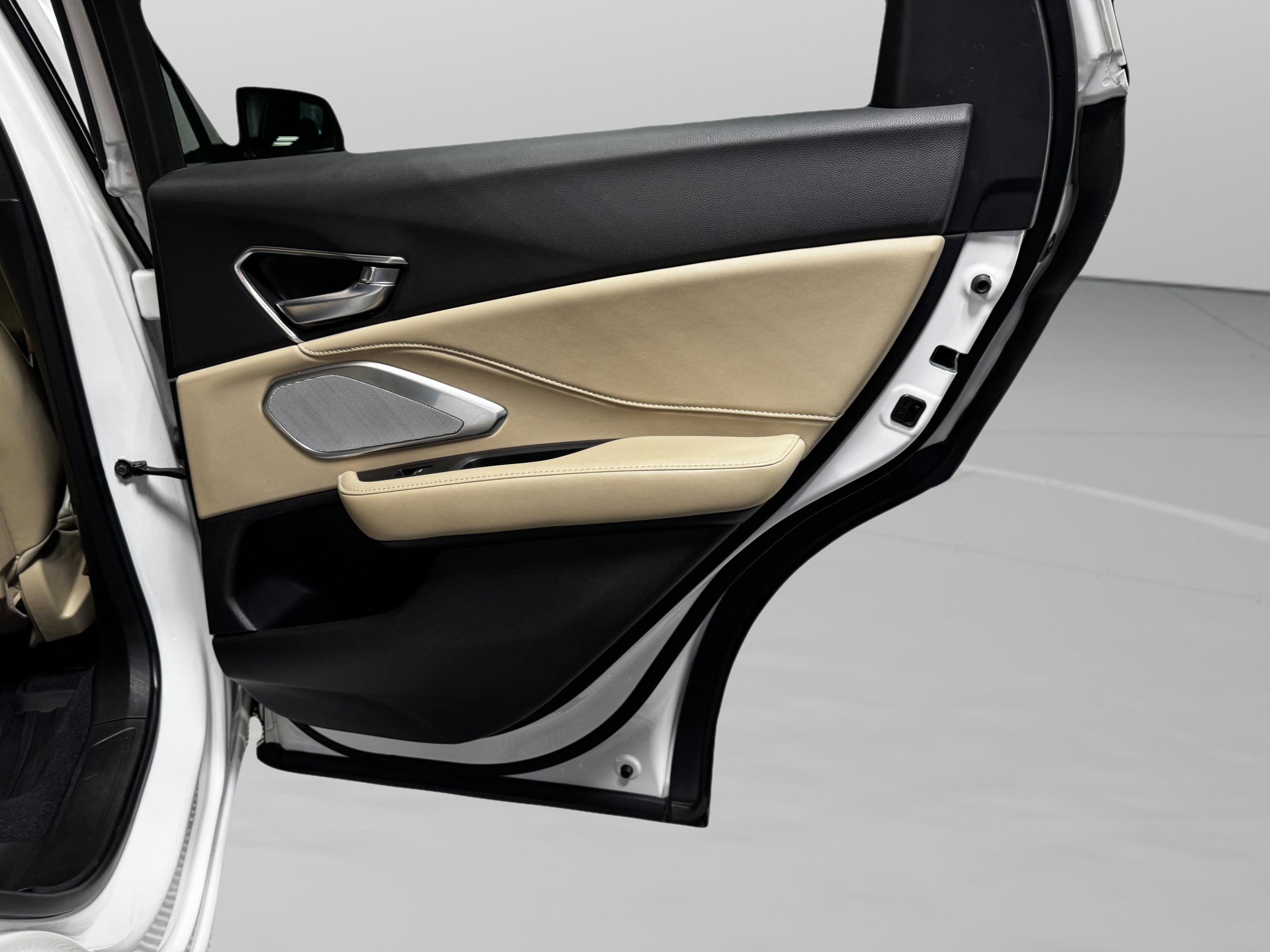 Used 2021 Acura RDX AWD w/ Advance Package image 30