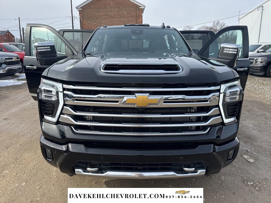 Used 2024 Chevrolet Silverado 3500 High Country w/ High Country Premium Package image 49