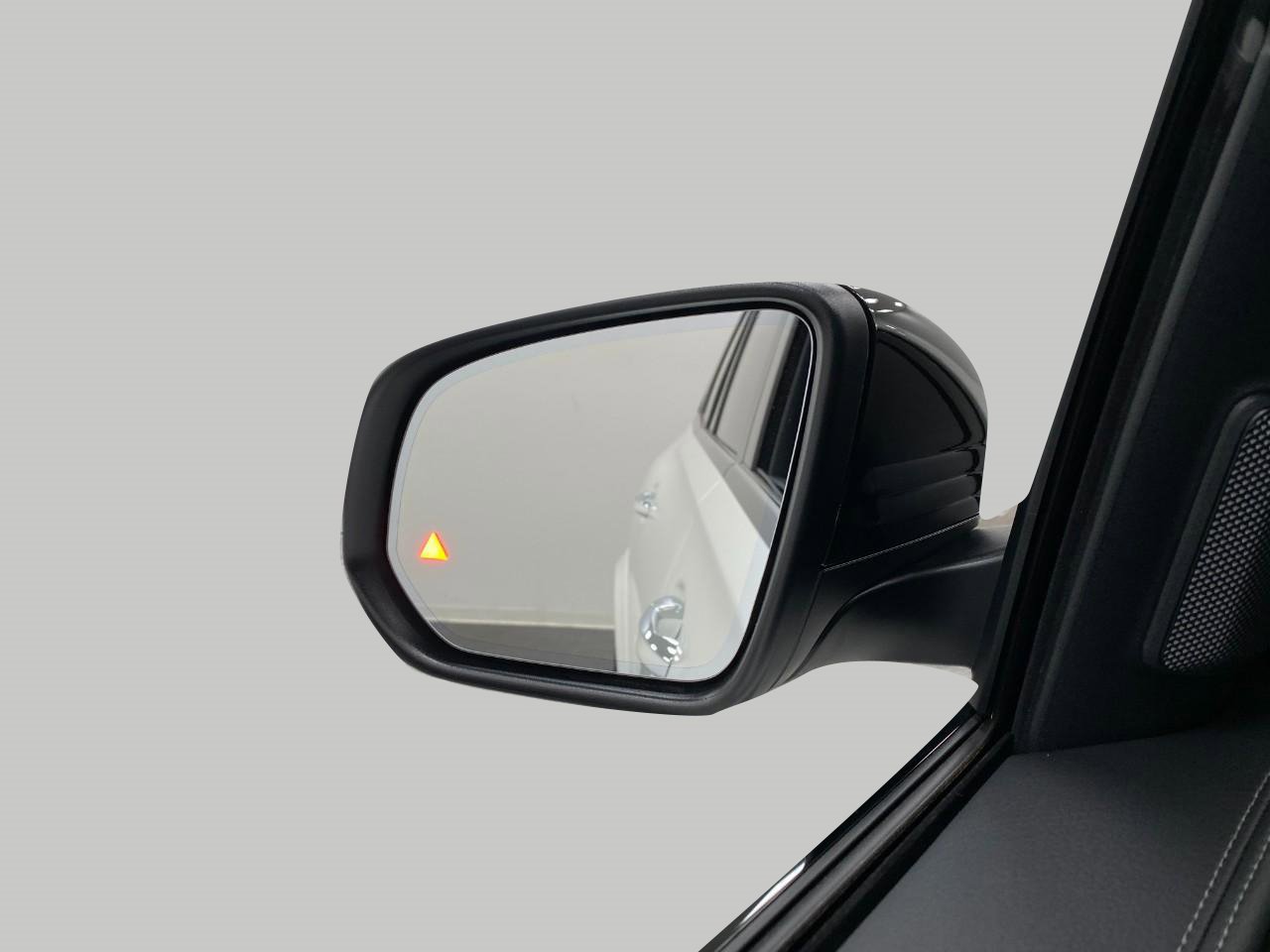 New 2026 Mercedes-Benz GLS 580 4MATIC image 22