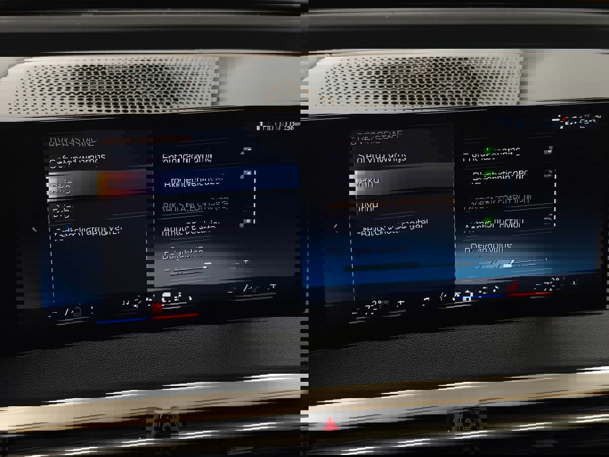 Used 2024 BMW iX xDrive50 w/ Premium Package image 51