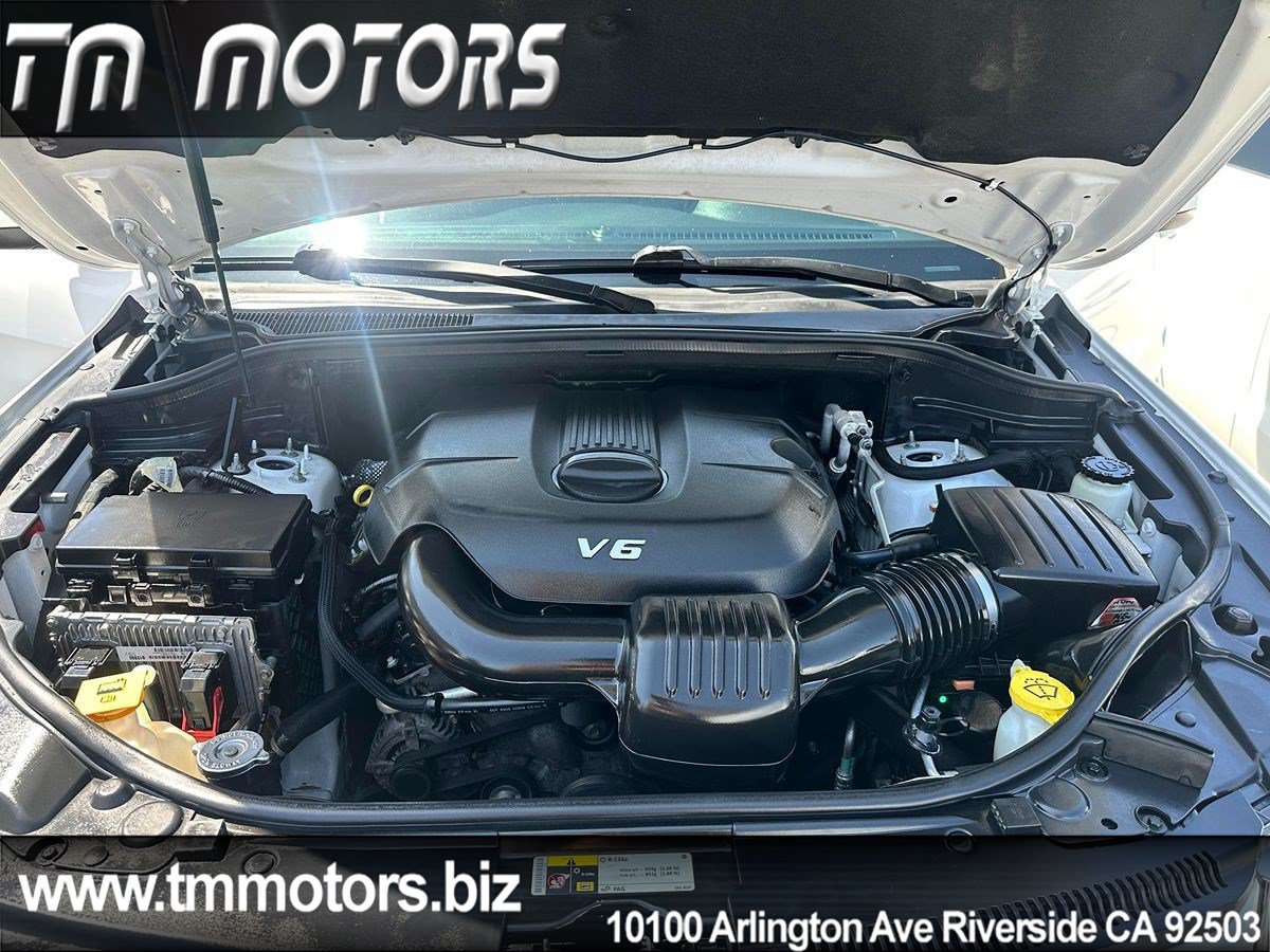 Used 2014 Jeep Grand Cherokee Altitude AWD/4WD image 22