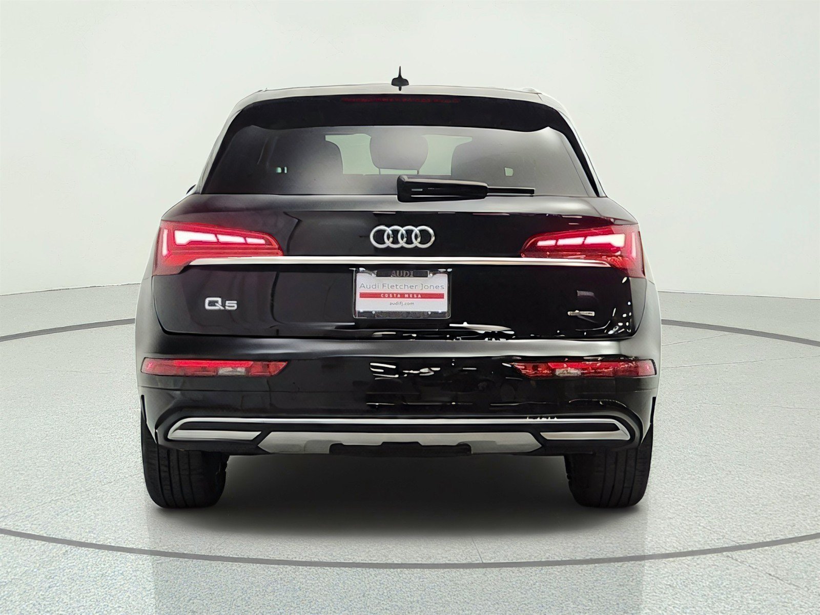 Used 2023 Audi Q5 2.0T Premium Plus w/ Premium Plus Package AWD/4WD image 6