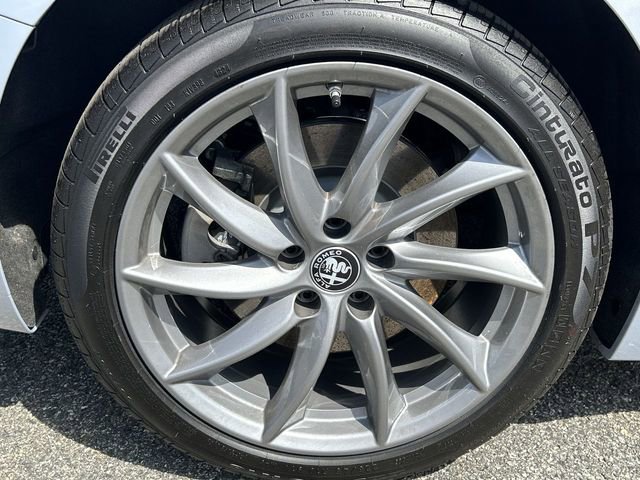 New 2026 Alfa Romeo Giulia AWD w/ Driving Assist Package image 12