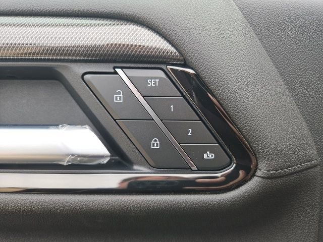 New 2026 GMC Sierra 3500 AT4 w/ AT4 Premium Plus Package image 12