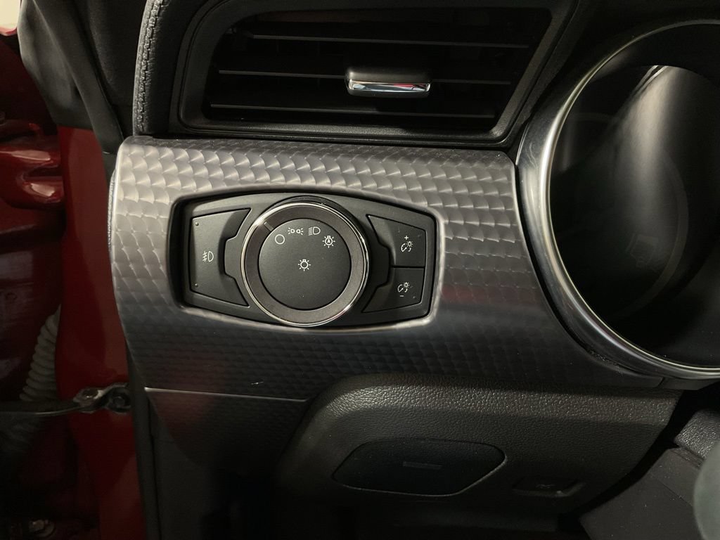 Used 2019 Ford Mustang GT Premium w/ GT Performance Package RWD image 29