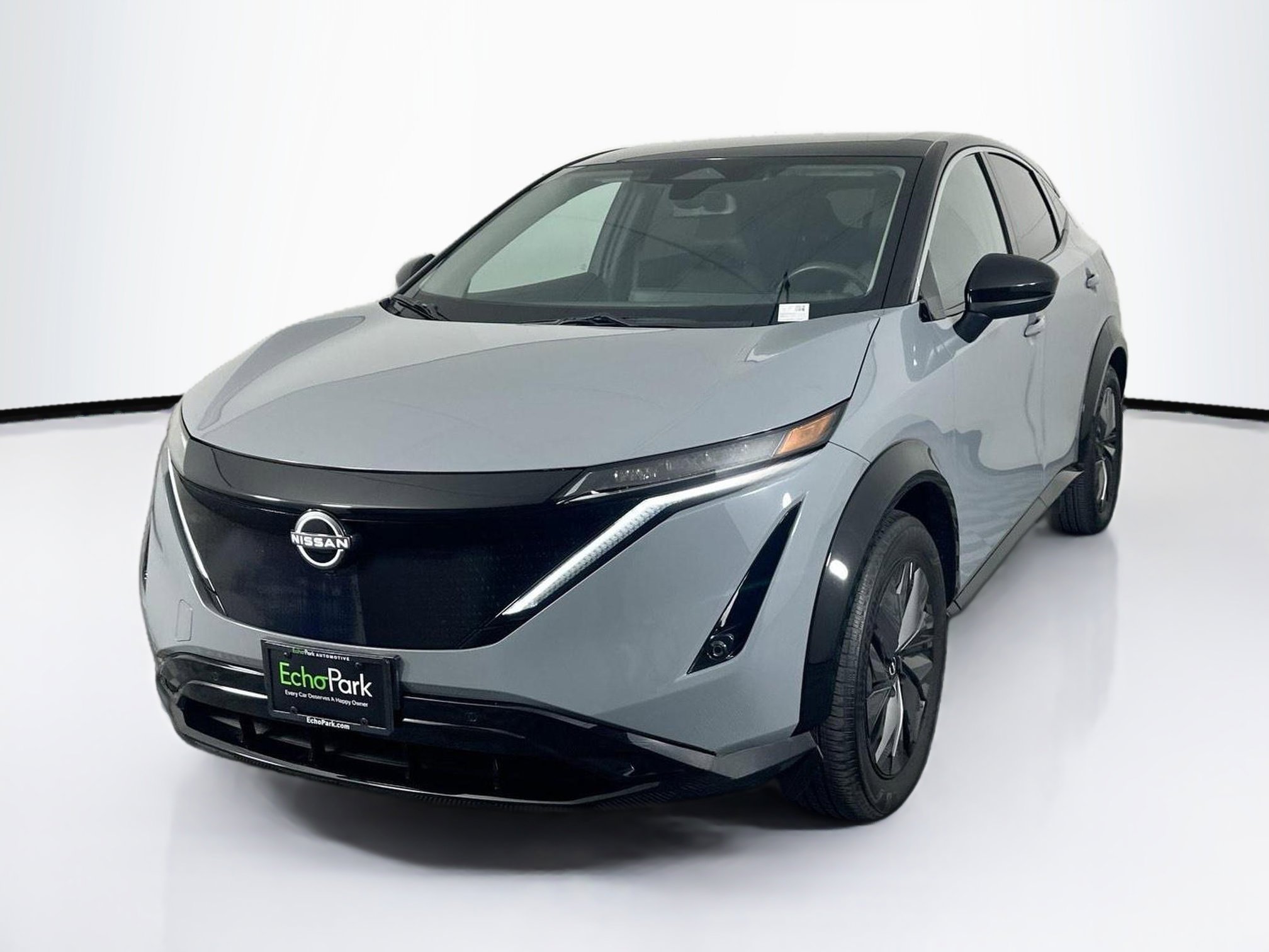 Used 2024 Nissan Ariya FWD image 3