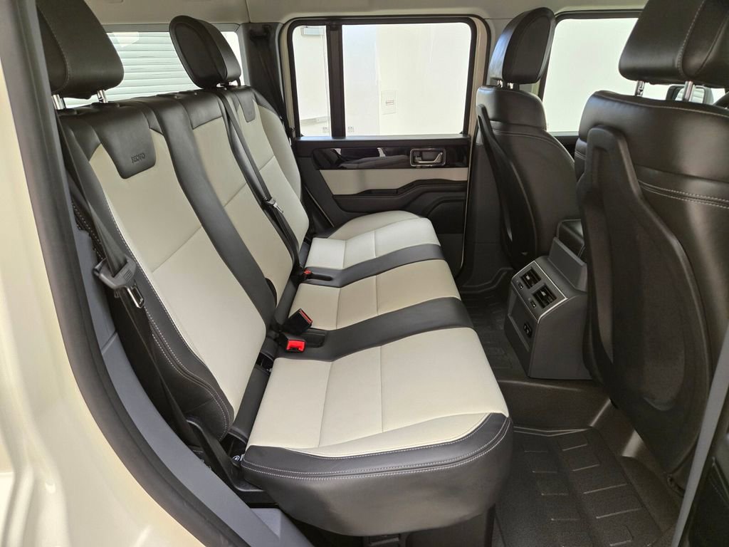 Used 2024 INEOS Grenadier Fieldmaster Edition image 24