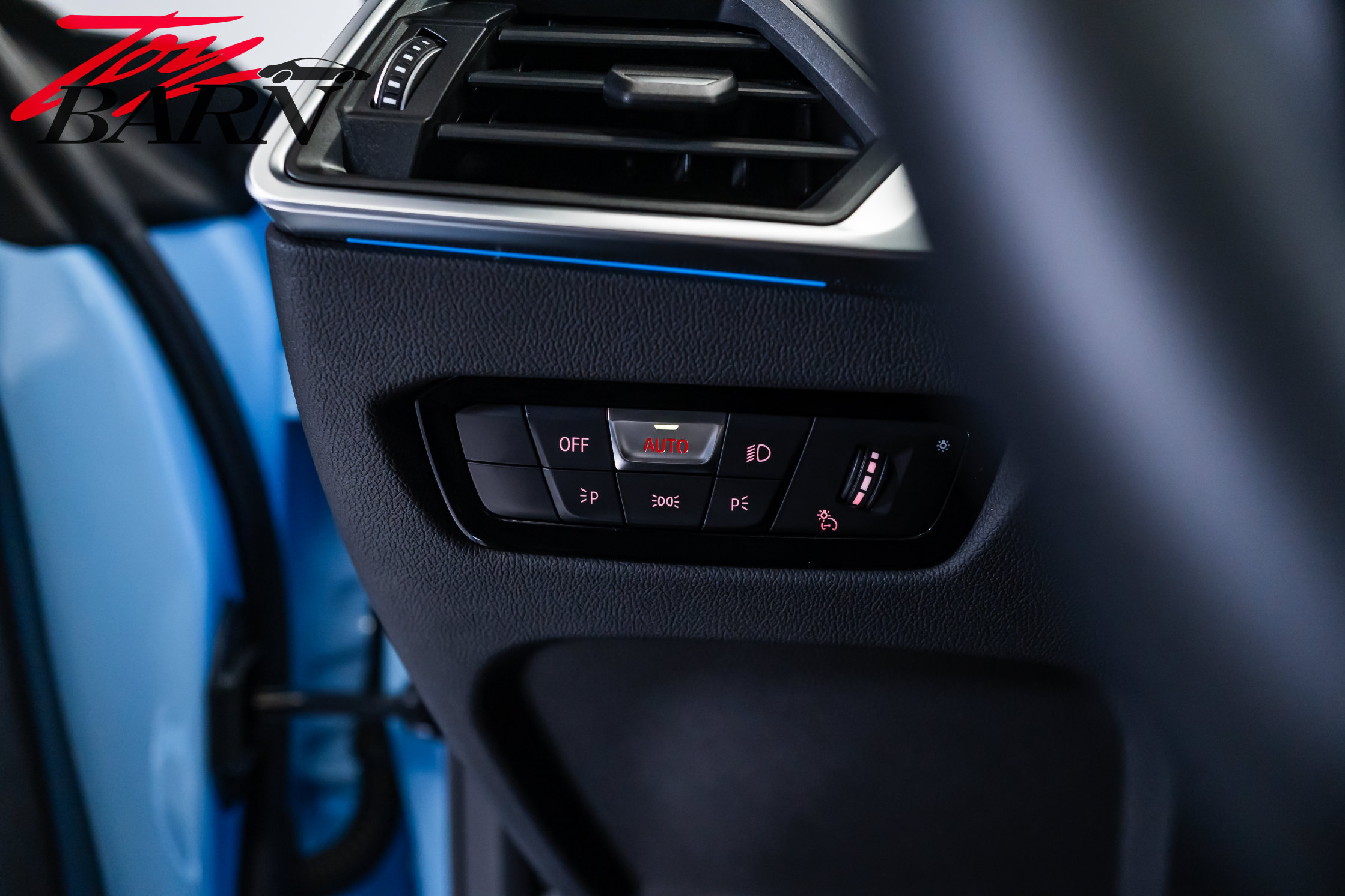 Used 2024 BMW M2 w/ Lighting Package RWD image 29