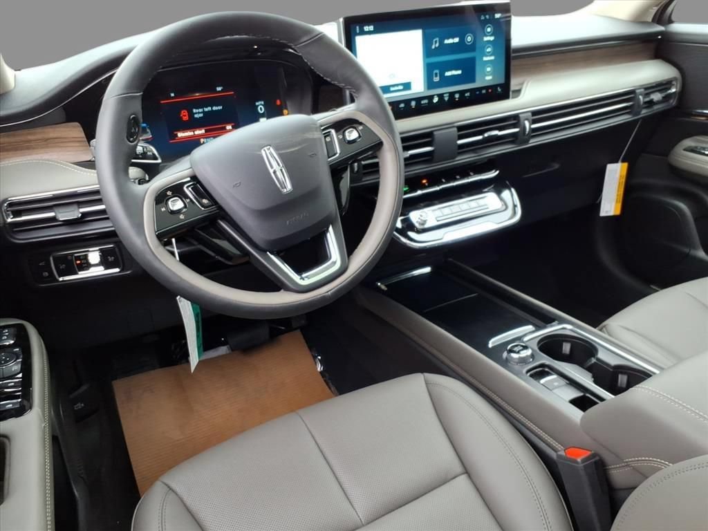 New 2026 Lincoln Corsair Grand Touring AWD/4WD image 6