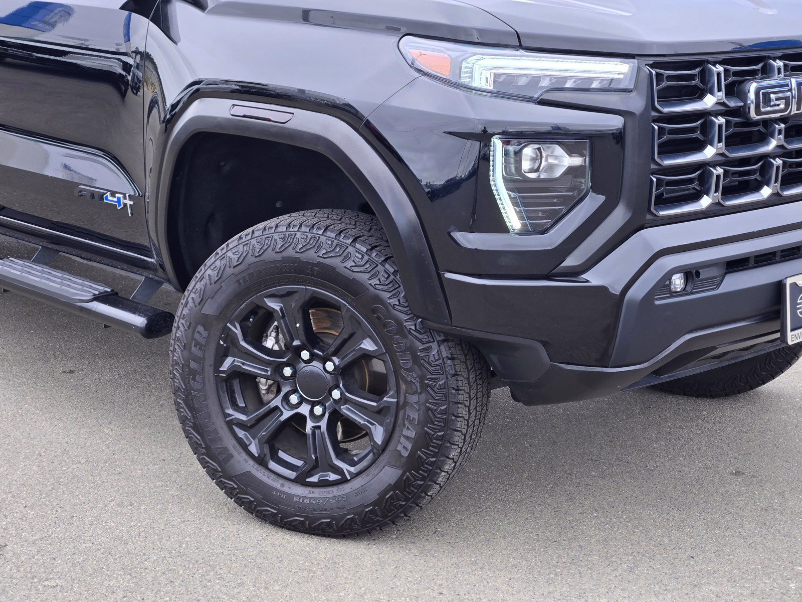 Used 2023 GMC Canyon AT4 AWD/4WD image 10