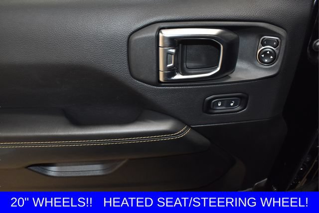 Used 2025 Jeep Wrangler Unlimited Sahara AWD/4WD image 18