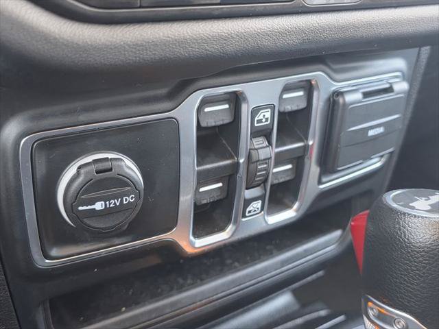 Certified 2024 Jeep Wrangler Unlimited Sahara AWD/4WD image 29