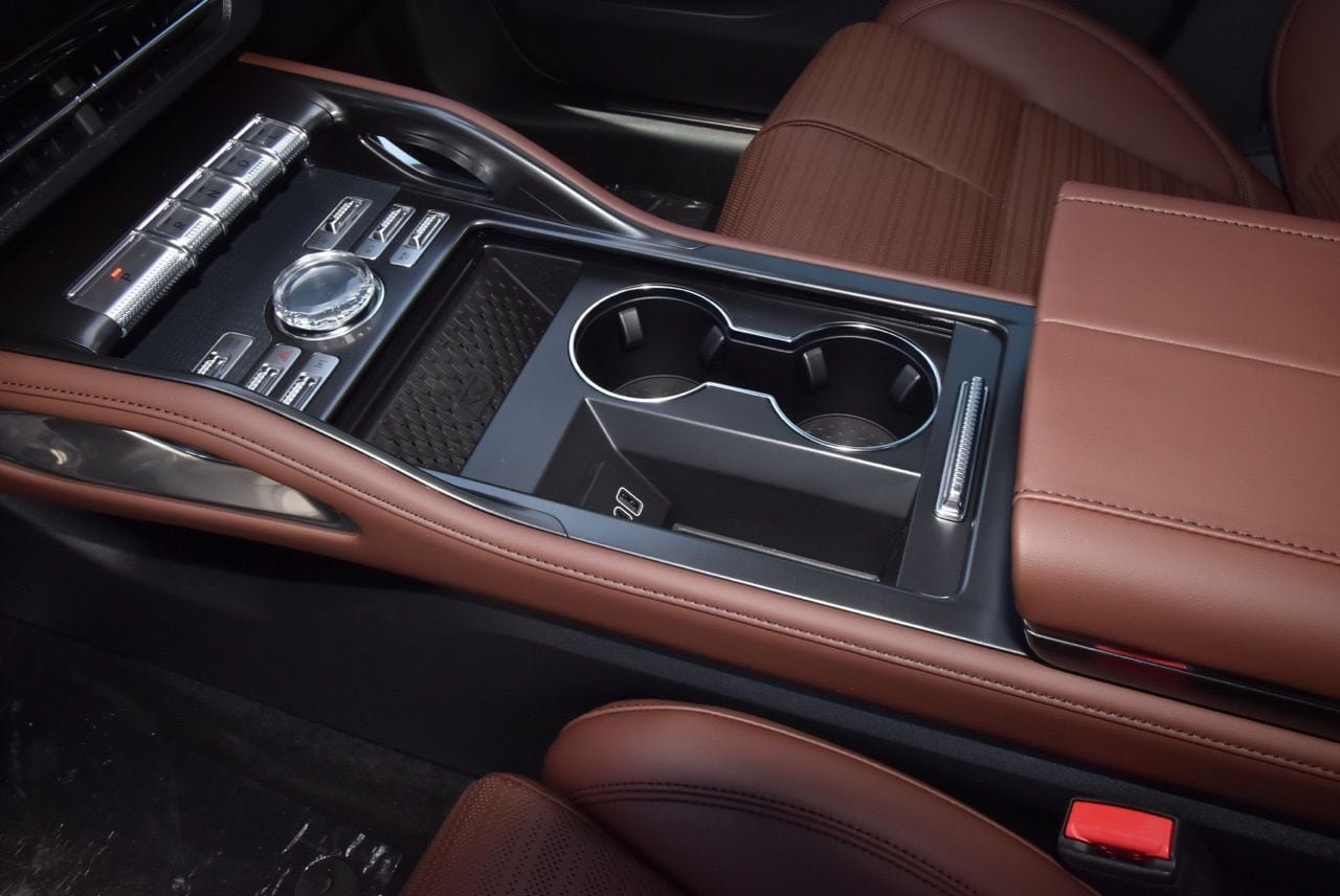 New 2026 Lincoln Nautilus Reserve AWD/4WD image 32