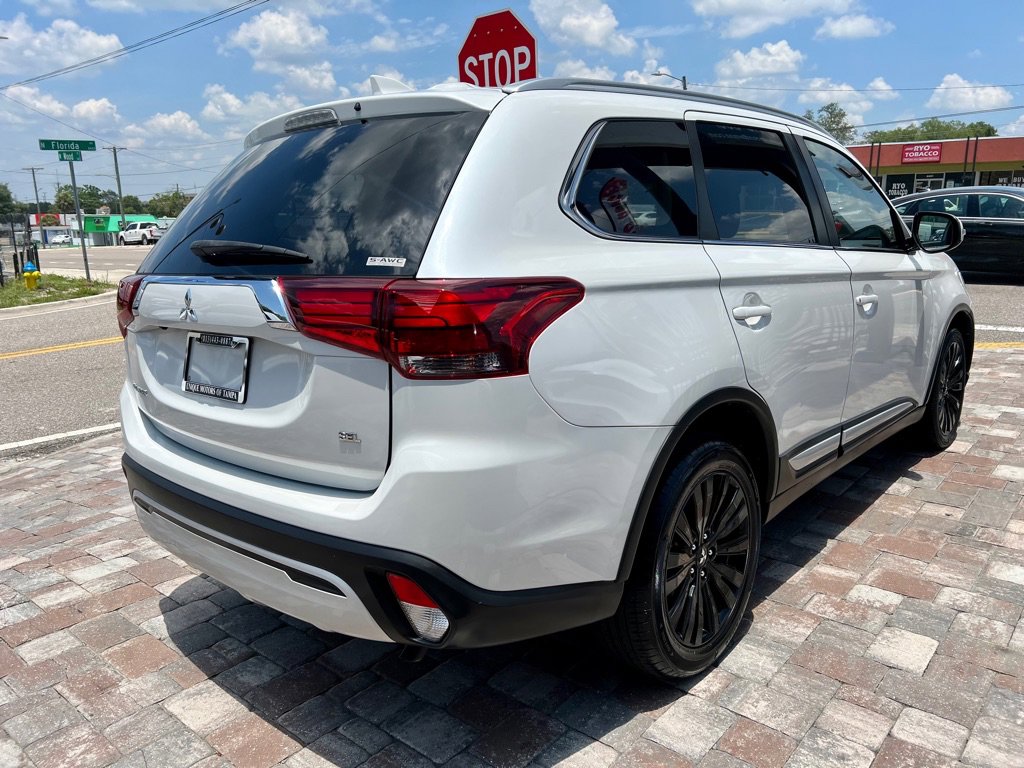 Used 2020 Mitsubishi Outlander SEL image 10